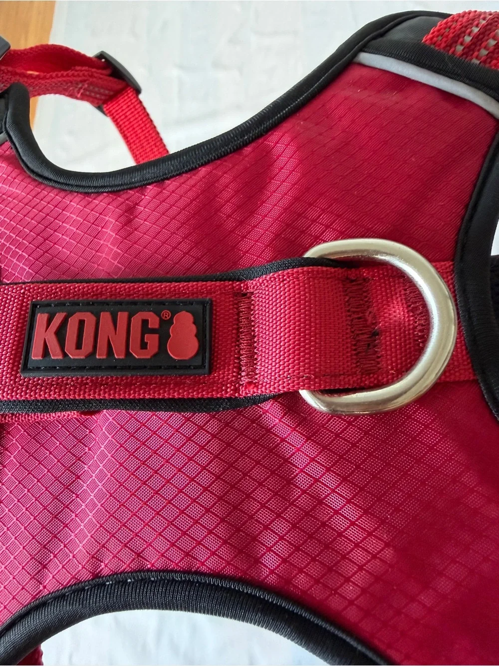 Kong Red Reflective Pocket Dog Harness Vest Padded Mesh Size L adjustable nWOT